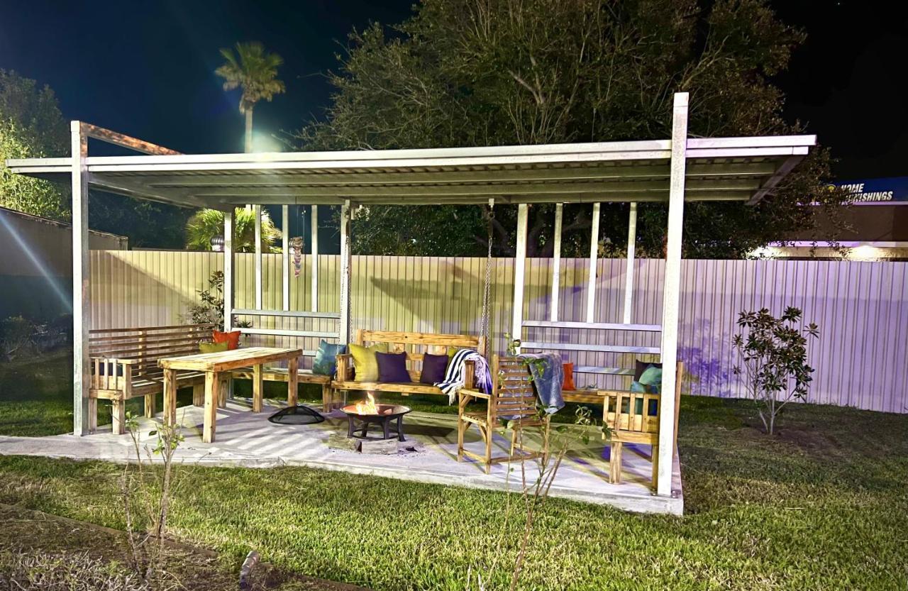 Island Suites Hobby Airport Houston Eksteriør billede